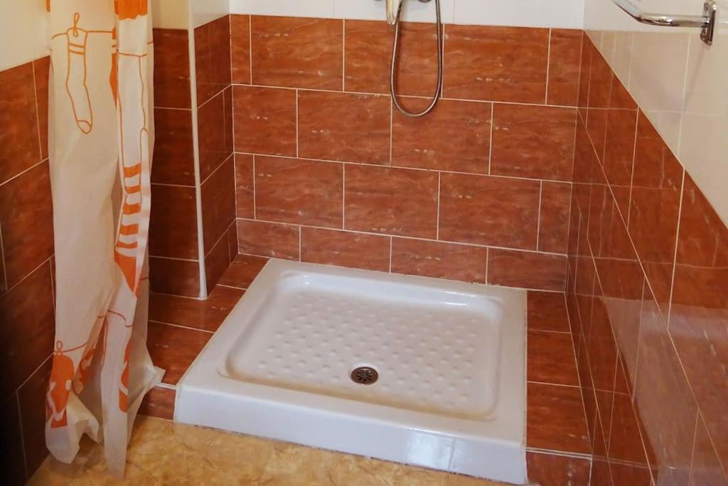 Casa Rubi Townhouse Villa Lanjarón Eksteriør bilde